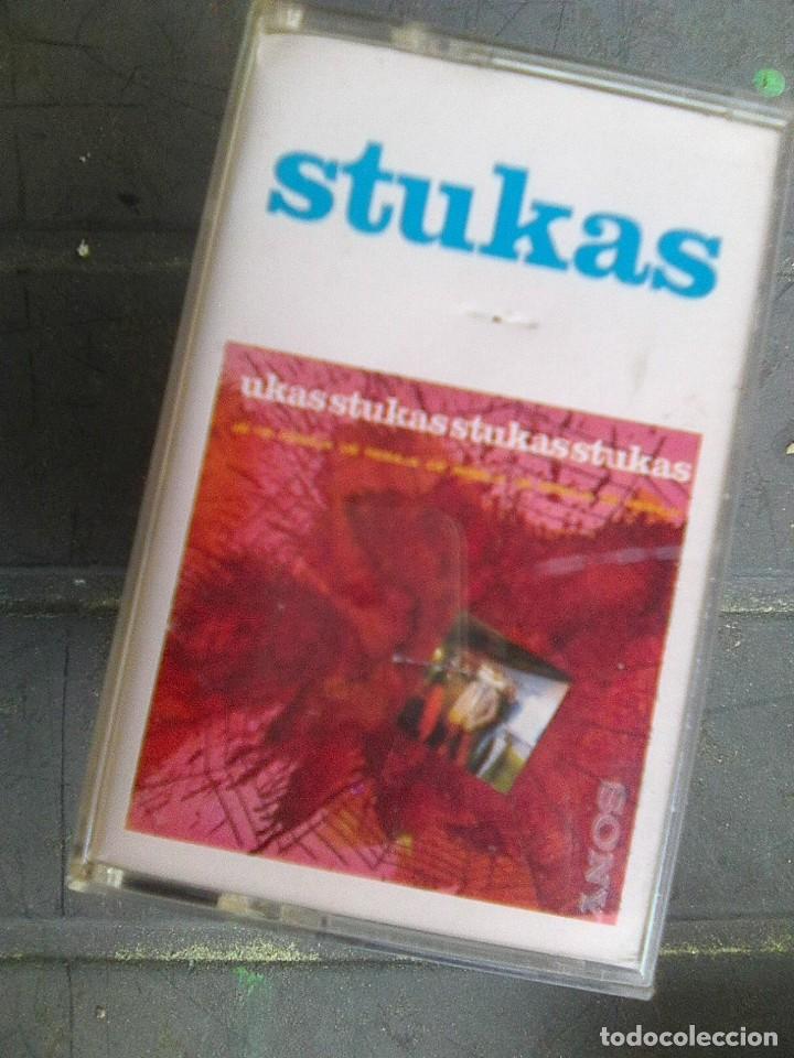 Casetes antiguos: Stukas - De rebaja... (SFA, 1982) - ya escasa - Foto 1