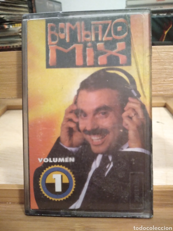 Casetes antiguos: BOMBAZO MIX - CASETE - - Foto 1
