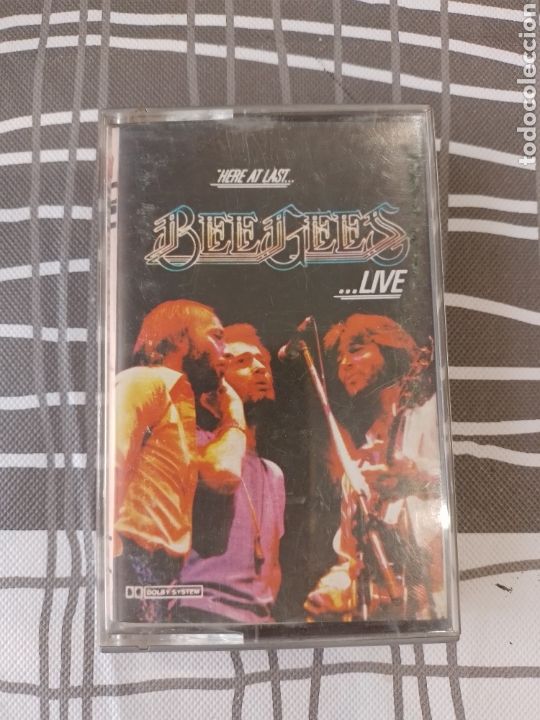 Casetes antiguos: The Bee Gees Here At Last Live - Foto 1