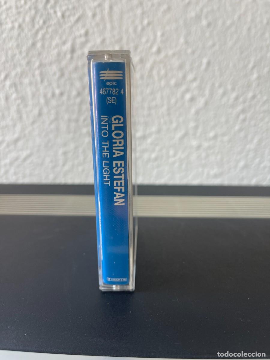 Casetes antiguos: Gloria Estefan - Into The Light Cassete - Foto 3