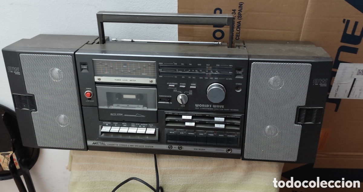 Casetes antiguos: Radio cassette World s Wave TM380 - Foto 1