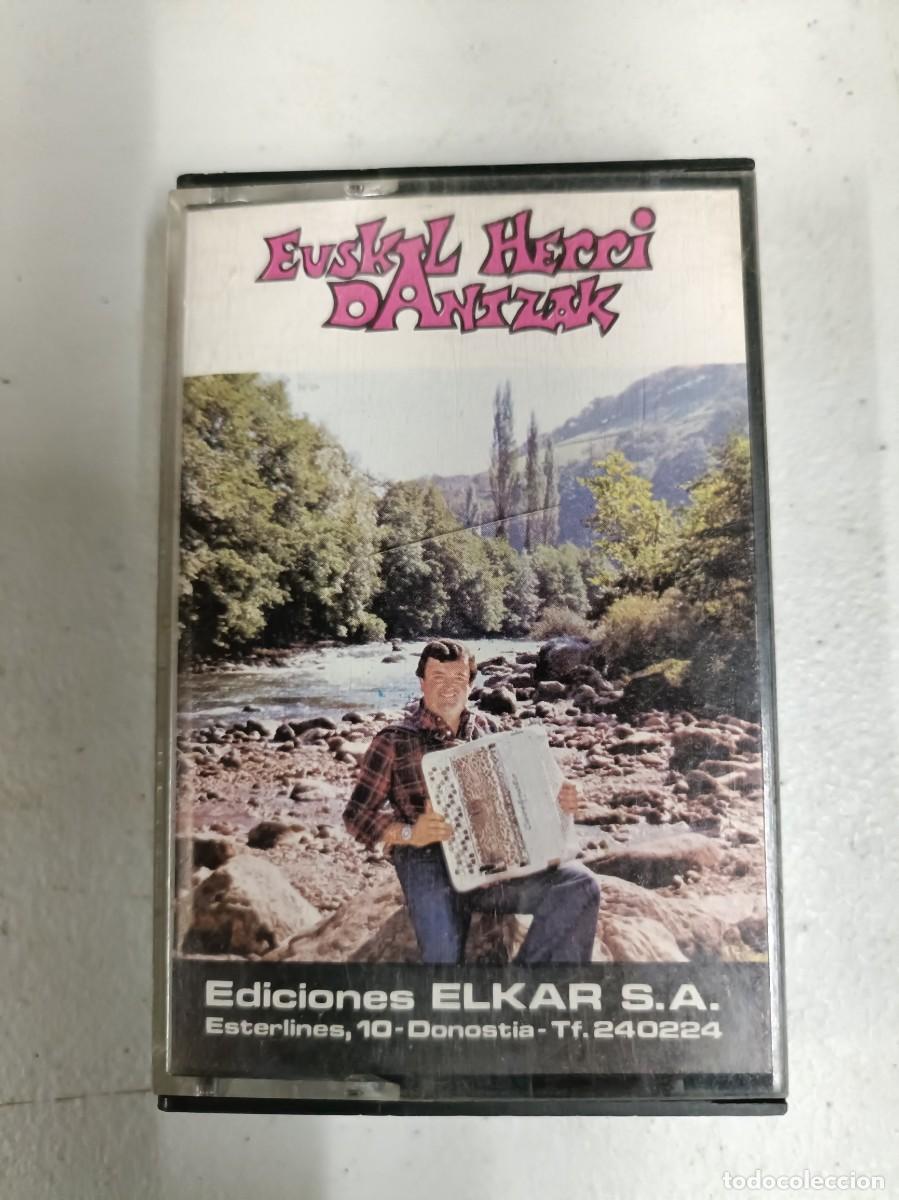 Casetes antiguos: Cassette Euskal herri dantzak - Foto 1