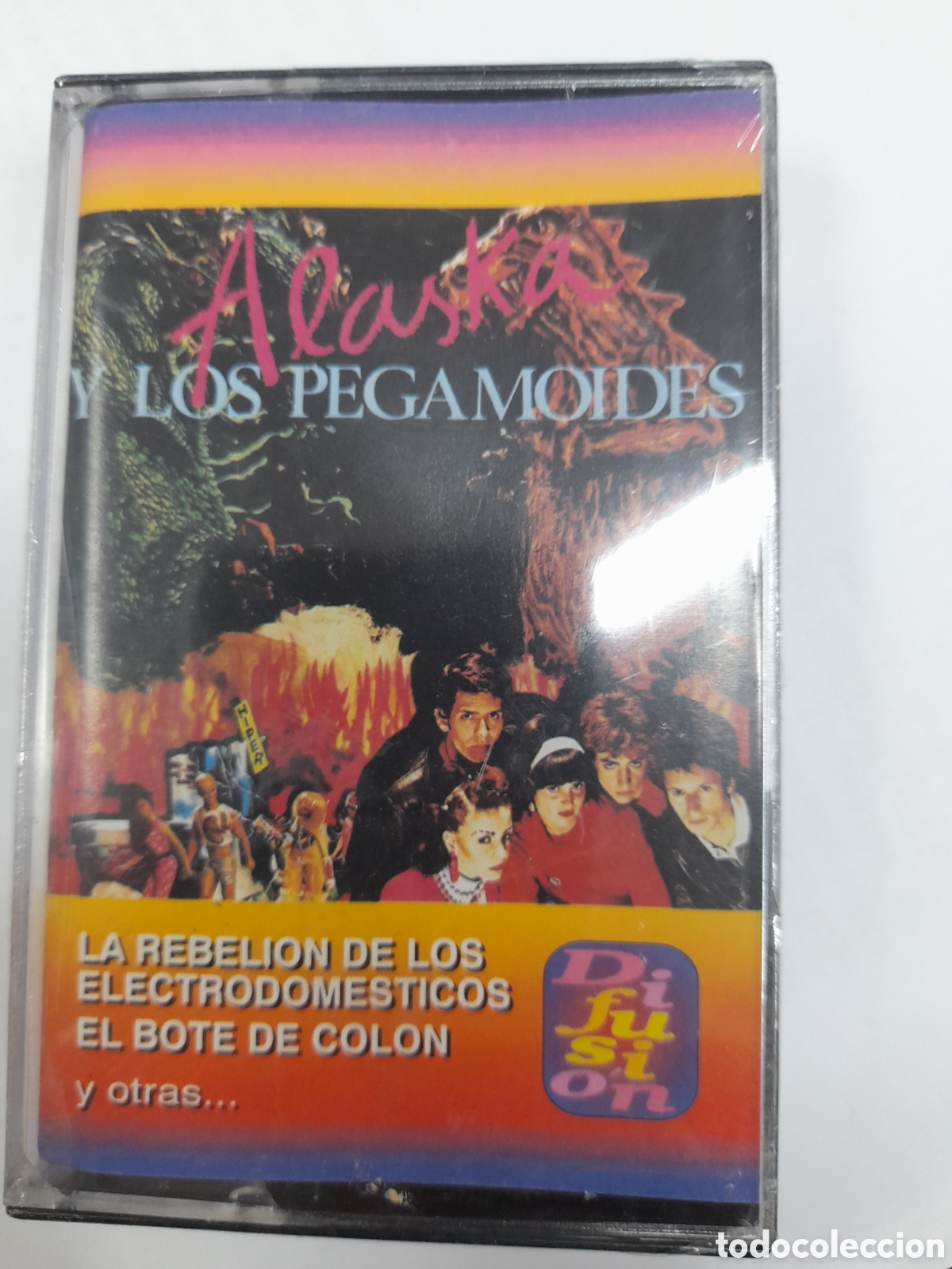 Casetes antiguos: ALASKA y Los Pegamoides. - Foto 1