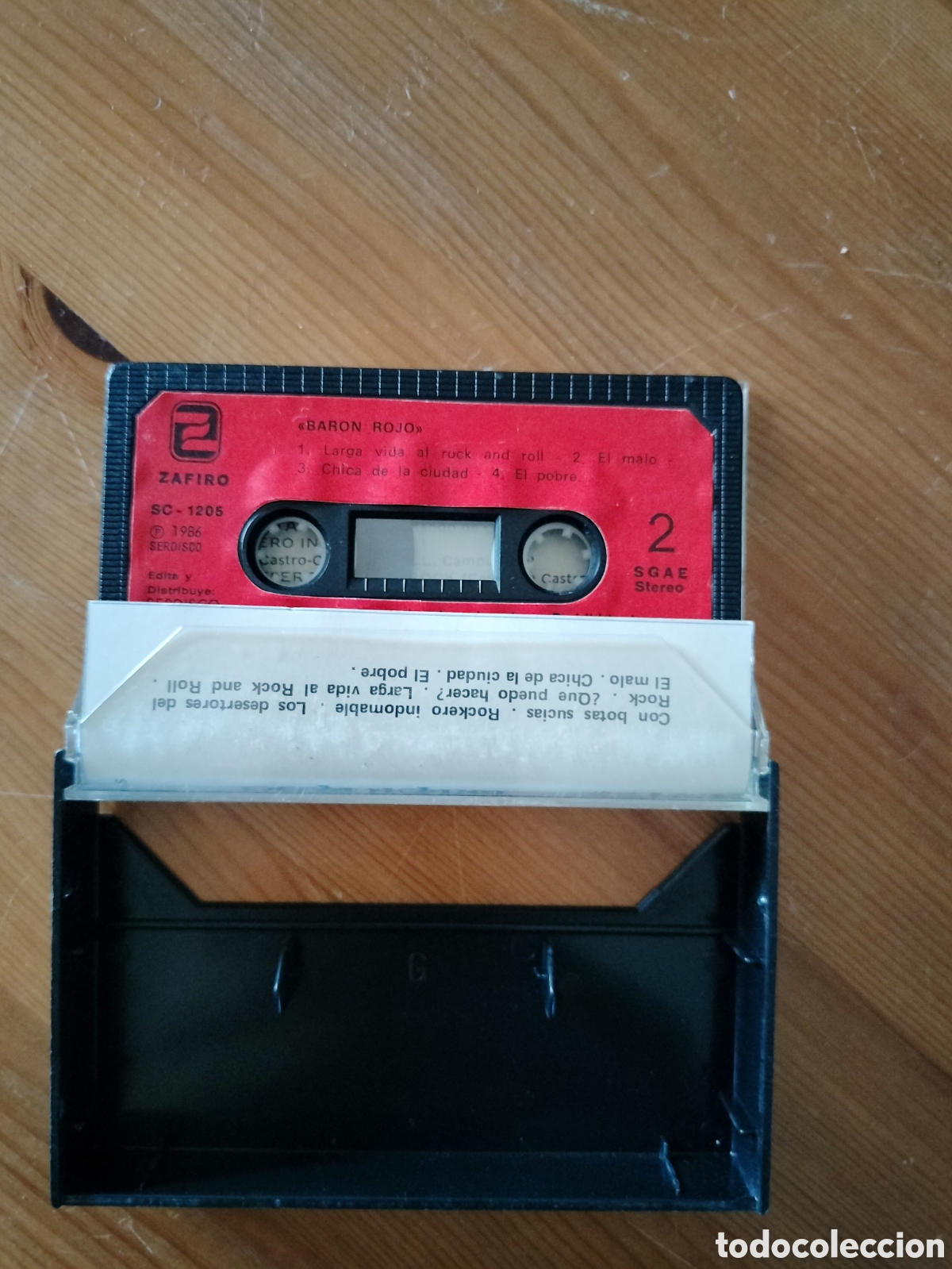 Casetes antiguos: bar&oacute;n rojo larga vida al rock - Foto 2