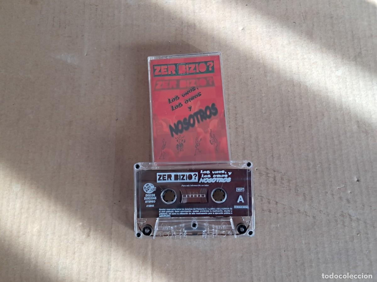 Casetes antiguos: ZER BIZIO ? - LOS UNOS LOS OTROS Y NOSOTROS CASETE 1998 PUNK ROCK