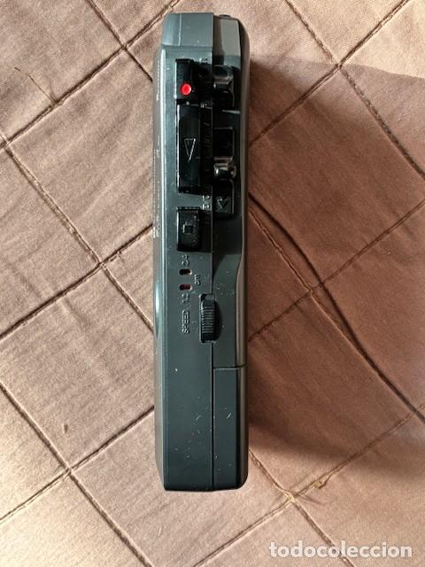 Casetes antiguos: Mini Grabadora con micro cassette Sanyo - Foto 2