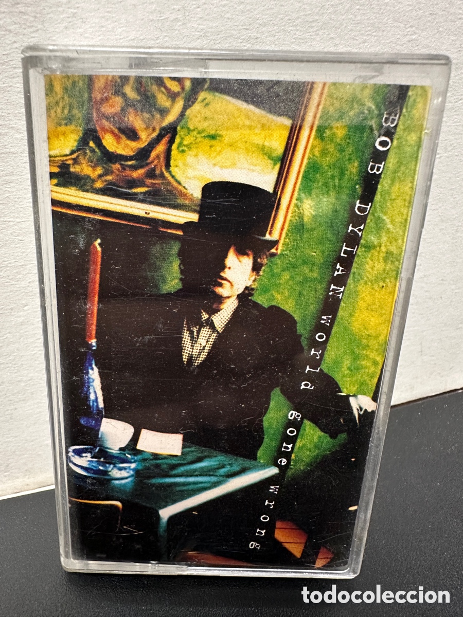 Casetes antiguos: Bob Dylan - World Gone Wrong (Cassette) - Foto 1