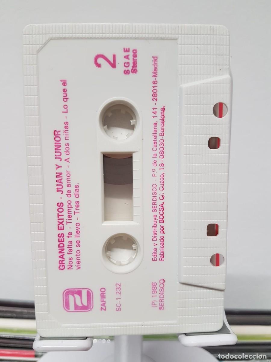 Casetes antiguos: Juan y Junior - Grandes &Eacute;xitos (Cassette) - Foto 6