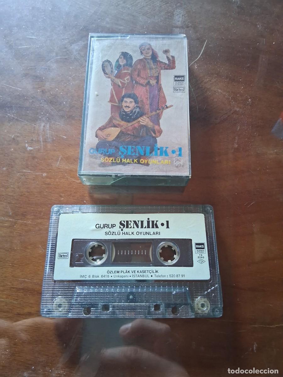 Casetes antiguos: Cinta de casete m&uacute;sica folcl&oacute;rica turca titulada Grup Şenlik 1 S&ouml;zl&uuml; Halk Oyunları Turqu&iacute;a Ṣenlik