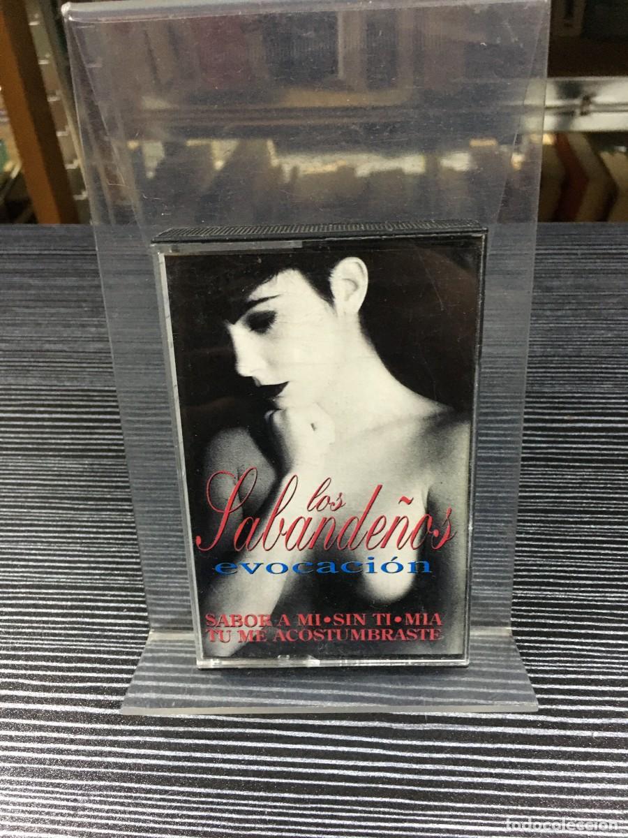 Casetes antiguos: Evocaci&oacute;n Los Sabande&ntilde;os Manzana