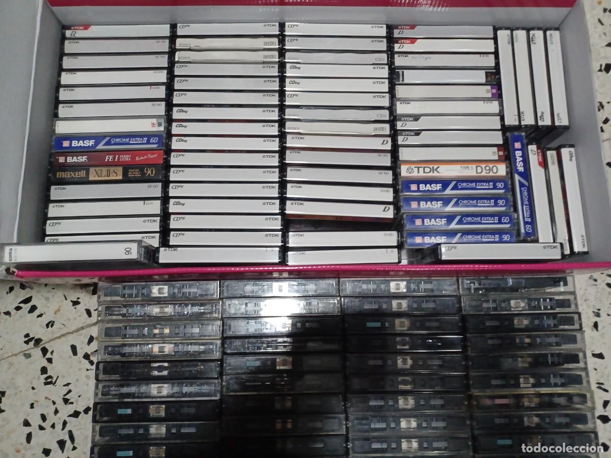 Casetes antiguos: 120 cintas de audio usadas