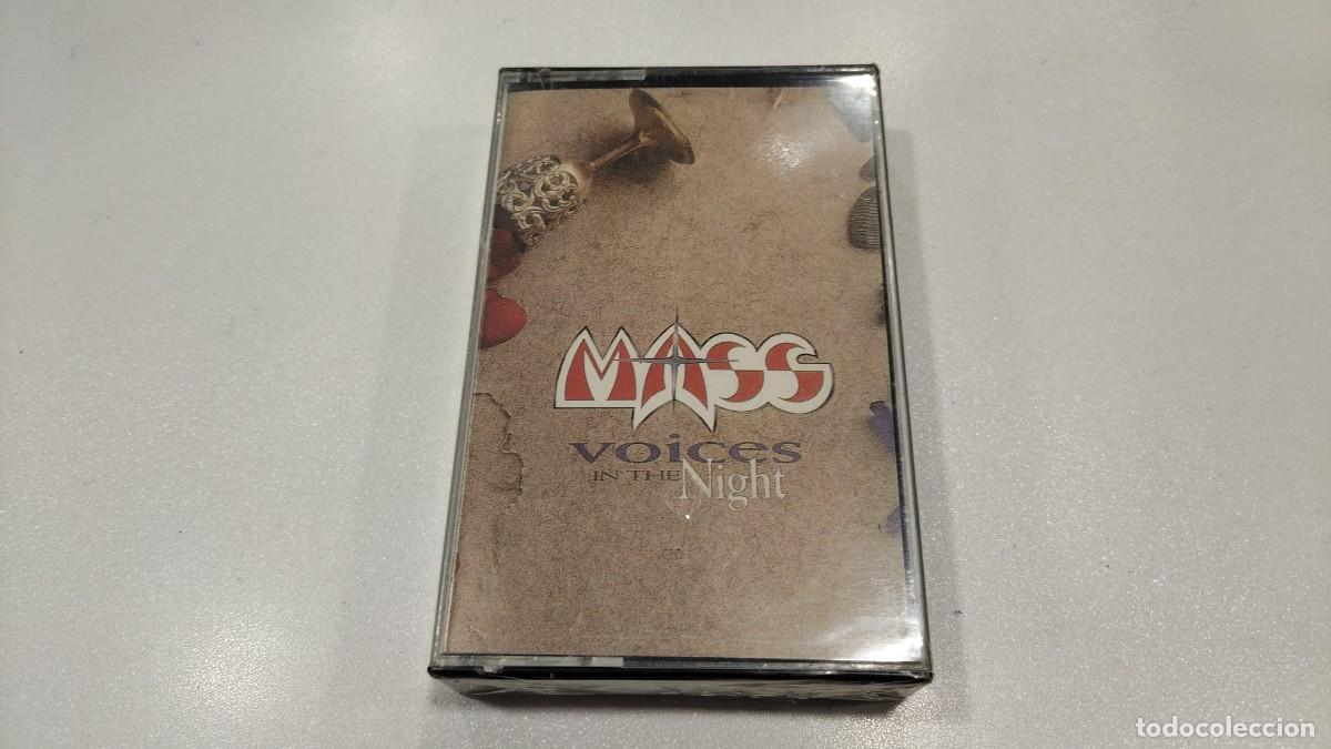 Casetes antiguos: 0526-CASSETTE -MASS VOICES IN THE NIGHT- PRECINTADO