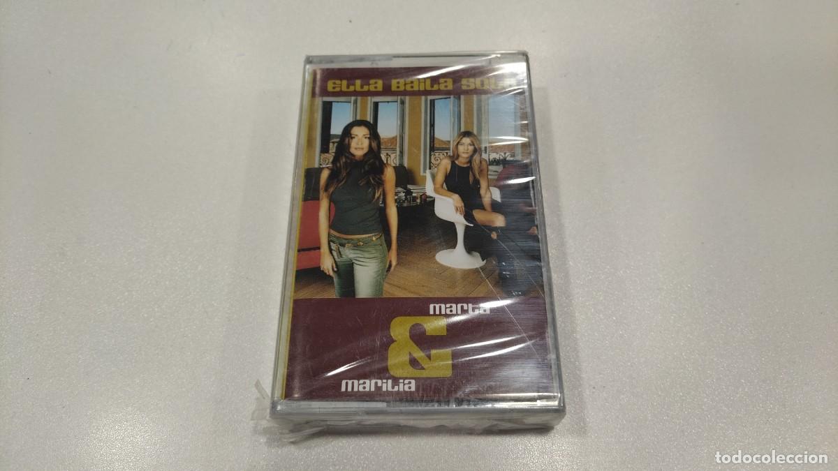 Casetes antiguos: 0526-CASSETTE -ELLA BAILA SOLA MARTA Y MARILIA- PRECINTADO