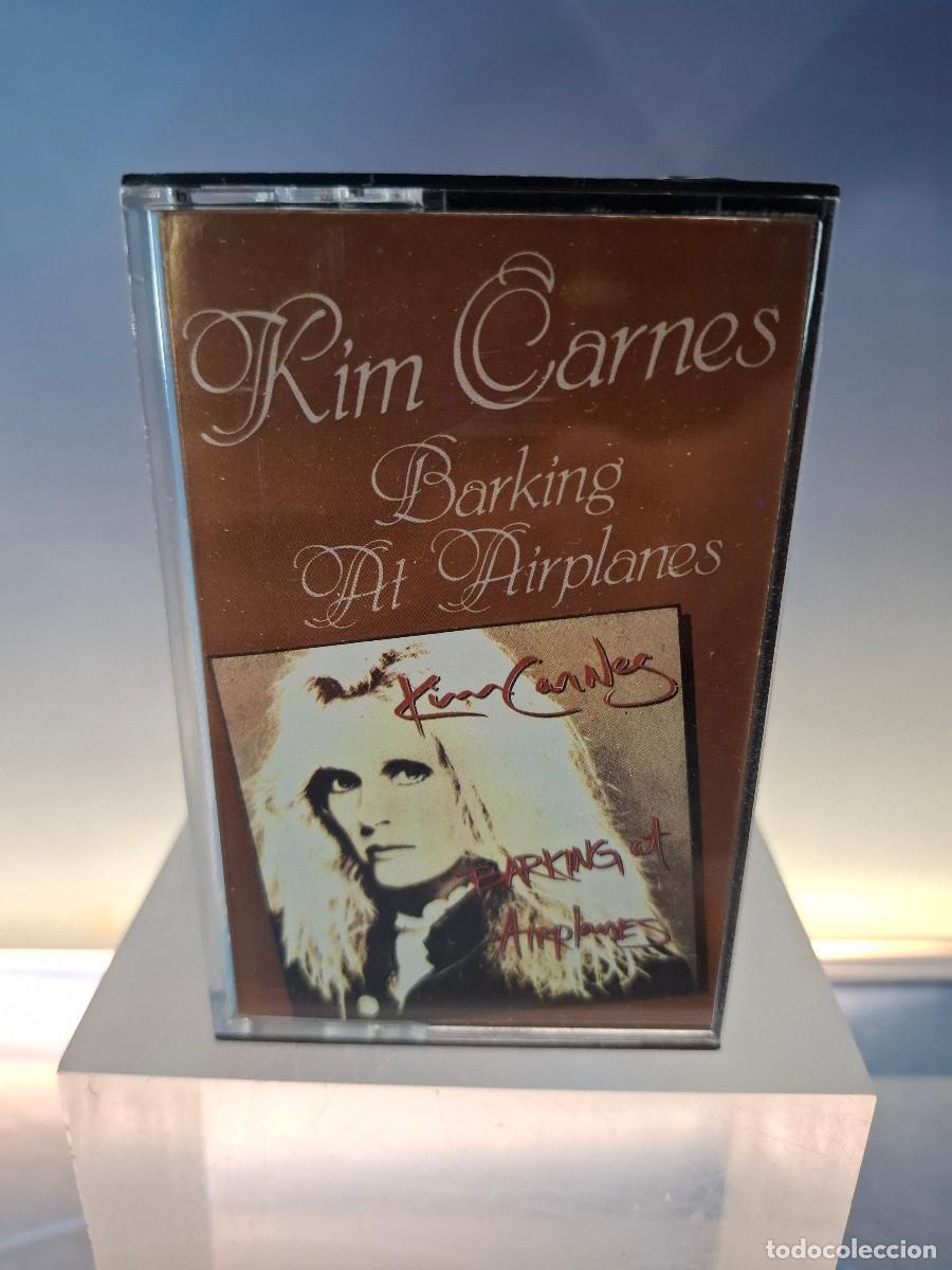 Casetes antiguos: Casete, Kim Carnes, Barking At Airplanes