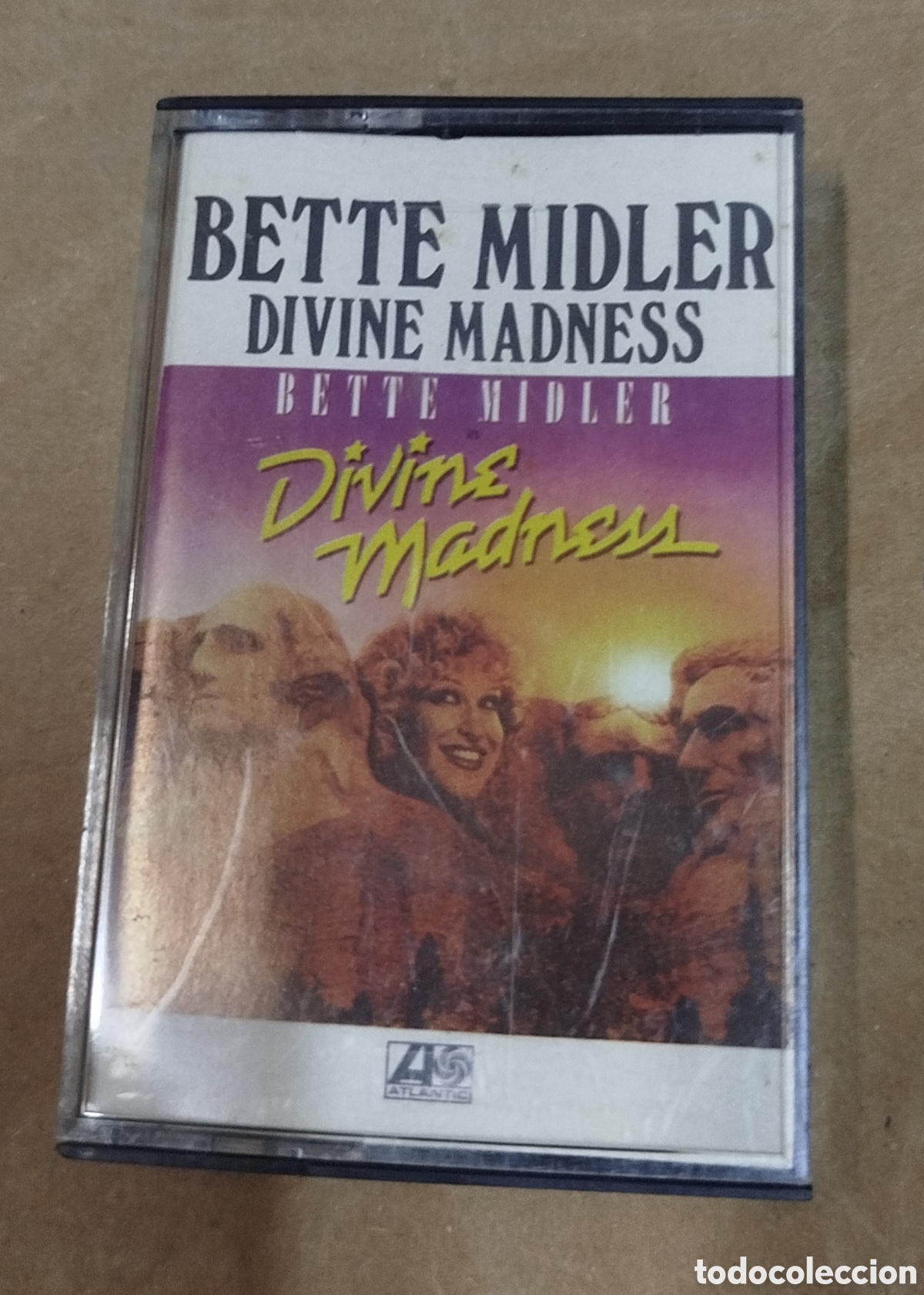 Casetes antiguos: Bette midler - Divine Madness. CASSETTE