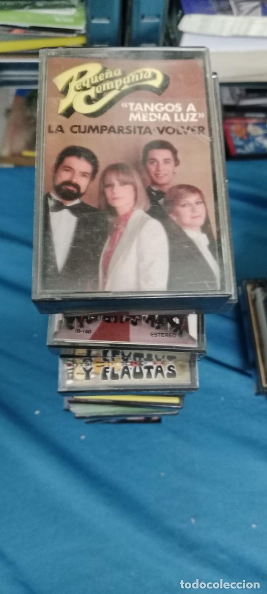 Casetes antiguos: PEQUE&Ntilde;A COMPA&Ntilde;IA TANGO A MEDIA LUZ LA CUMPARSITA VOLVER CASETE MUSICA CAS-12