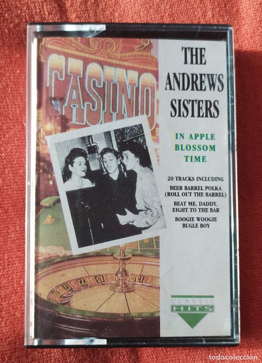 Casetes antiguos: cinta casette The Andrews sisters. In apple blossom time