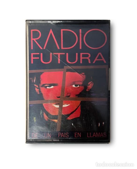 Casetes antiguos: Radio Futura &ndash; De Un Pais En Llamas CASETE