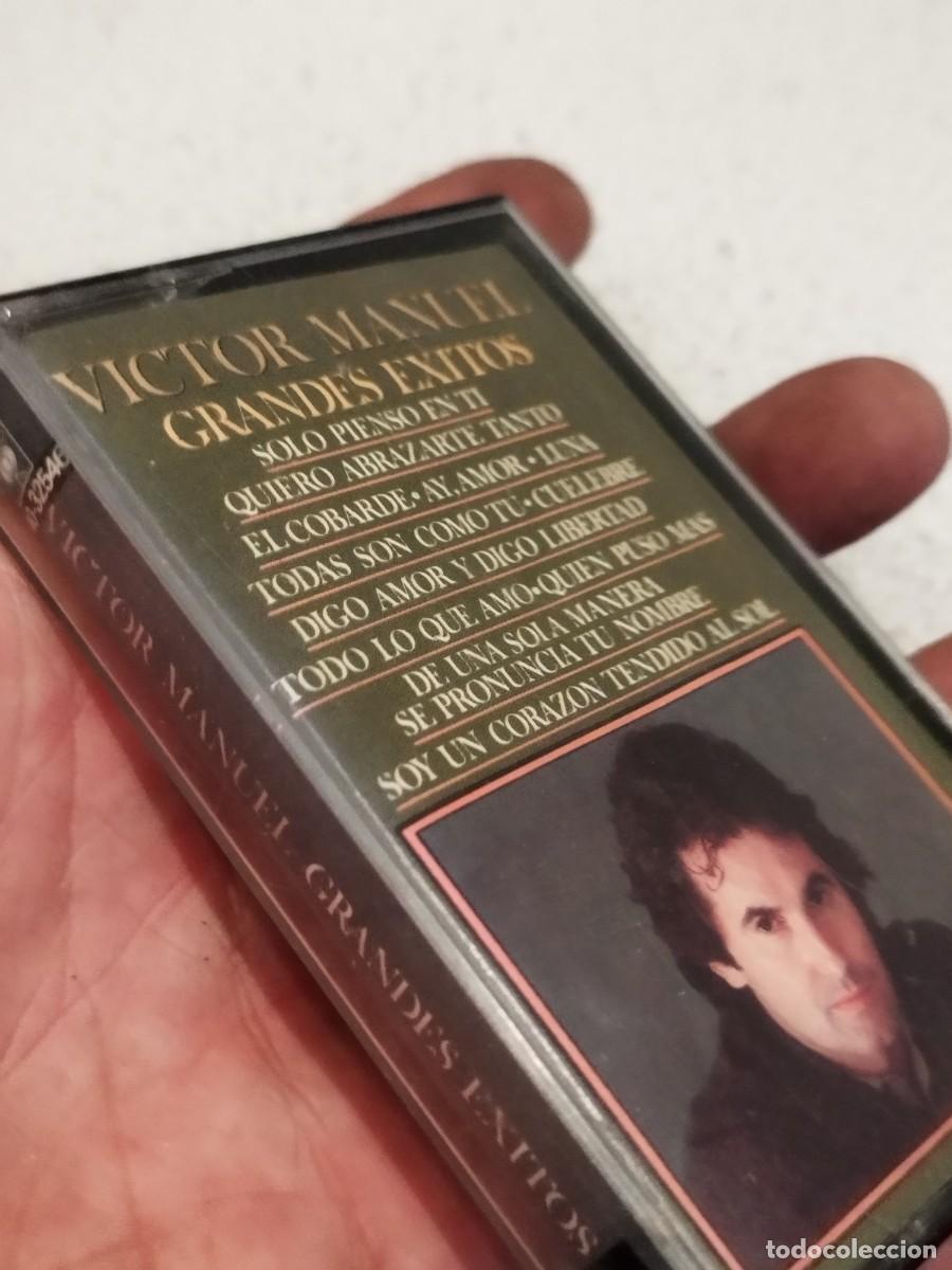 Casetes antiguos: Dos cintas cassettes de V&iacute;ctor Manuel. - Foto 5