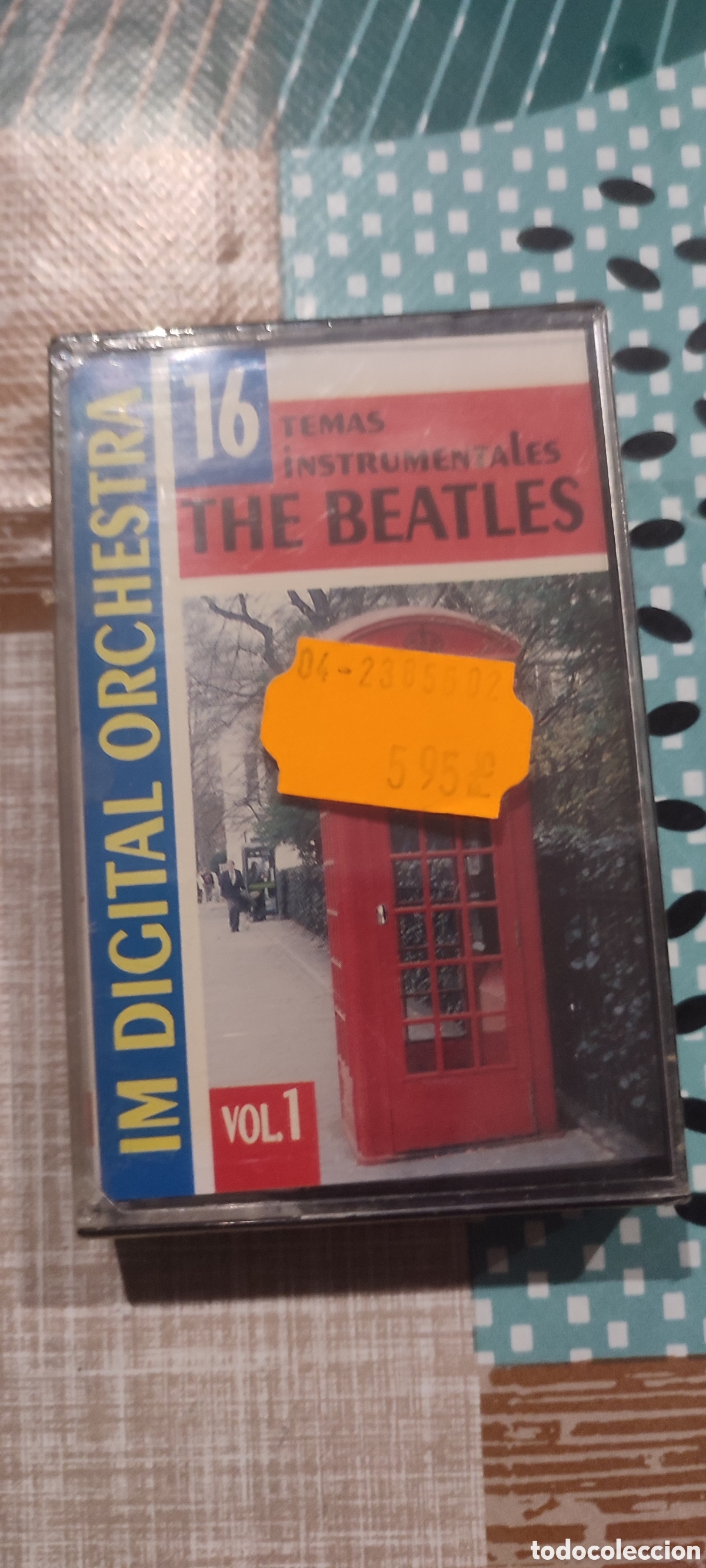 Casetes antiguos: Cinta casete The Beatles, instrumental. Cassette Precintado, procede de tienda cerrada hace a&ntilde;os