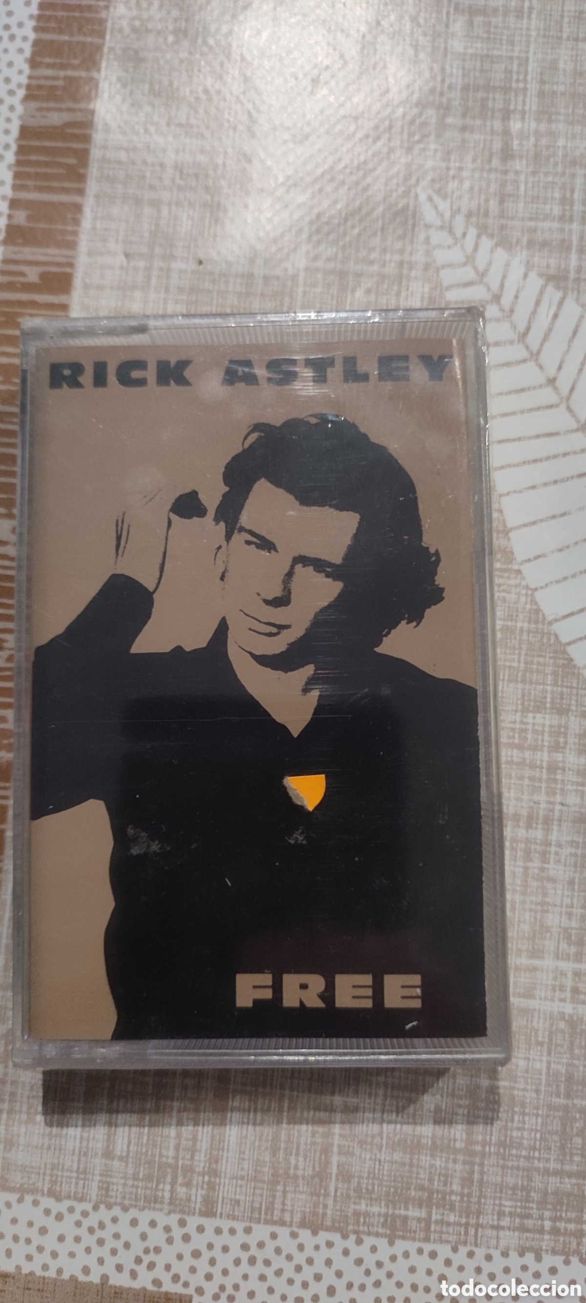Casetes antiguos: Cinta casete Rick Astley, Free . Cassette Precintado, procede de tienda cerrada hace a&ntilde;os