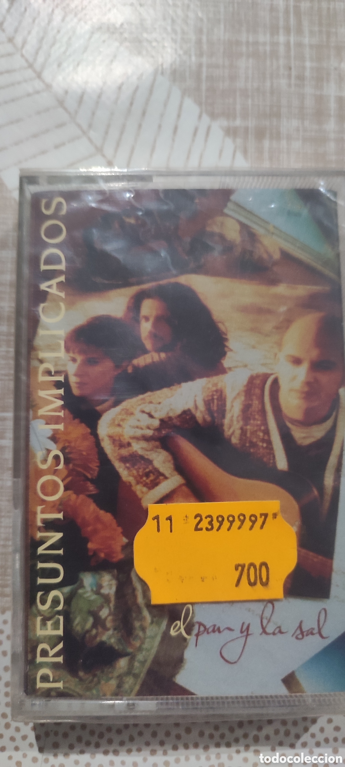 Casetes antiguos: Cinta casete Presuntos Implicados, el pan y la sal. Cassette Precintado de tienda cerrada a a&ntilde;os.
