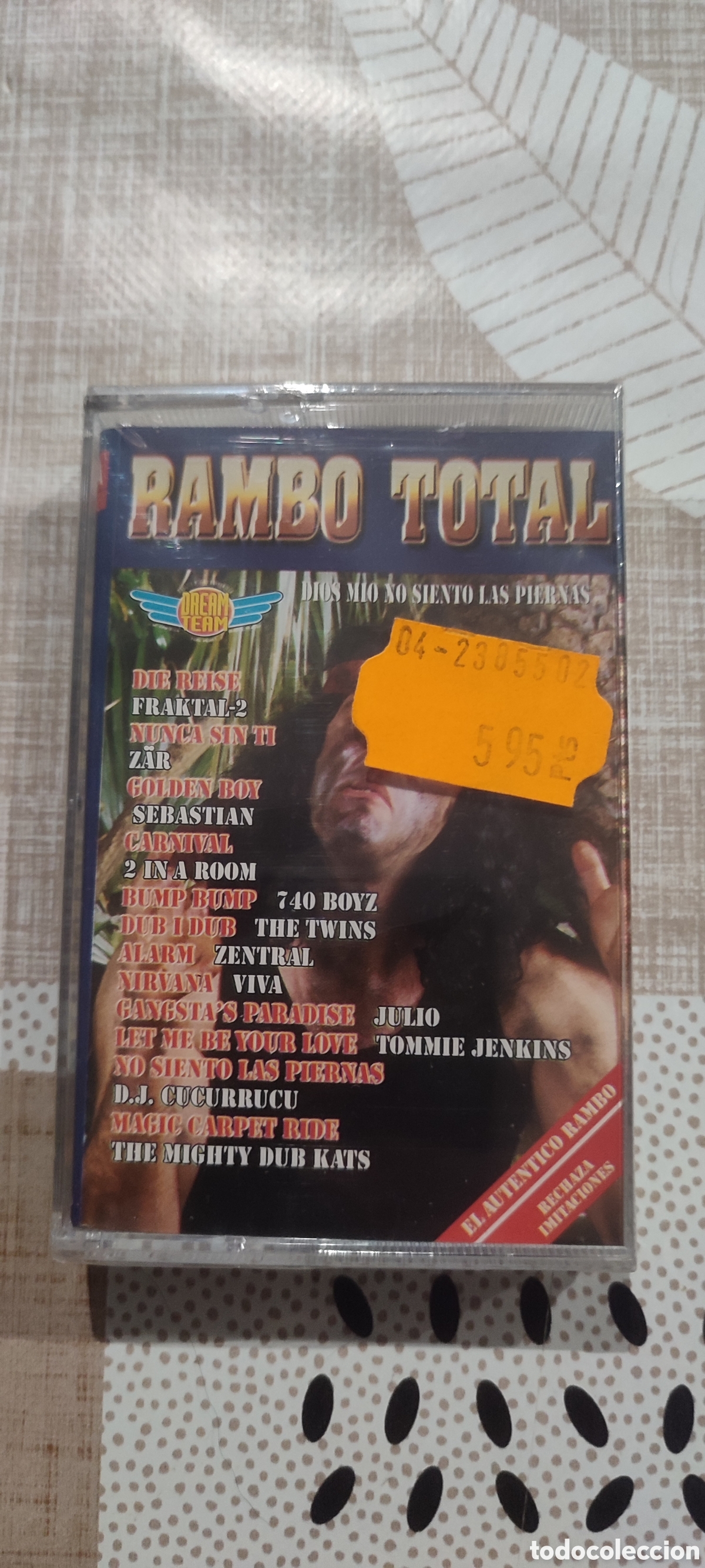 Casetes antiguos: Cinta casete Rambo total, dios m&iacute;o no siento las piernas, Precintado de tienda cerrada hace a&ntilde;os.