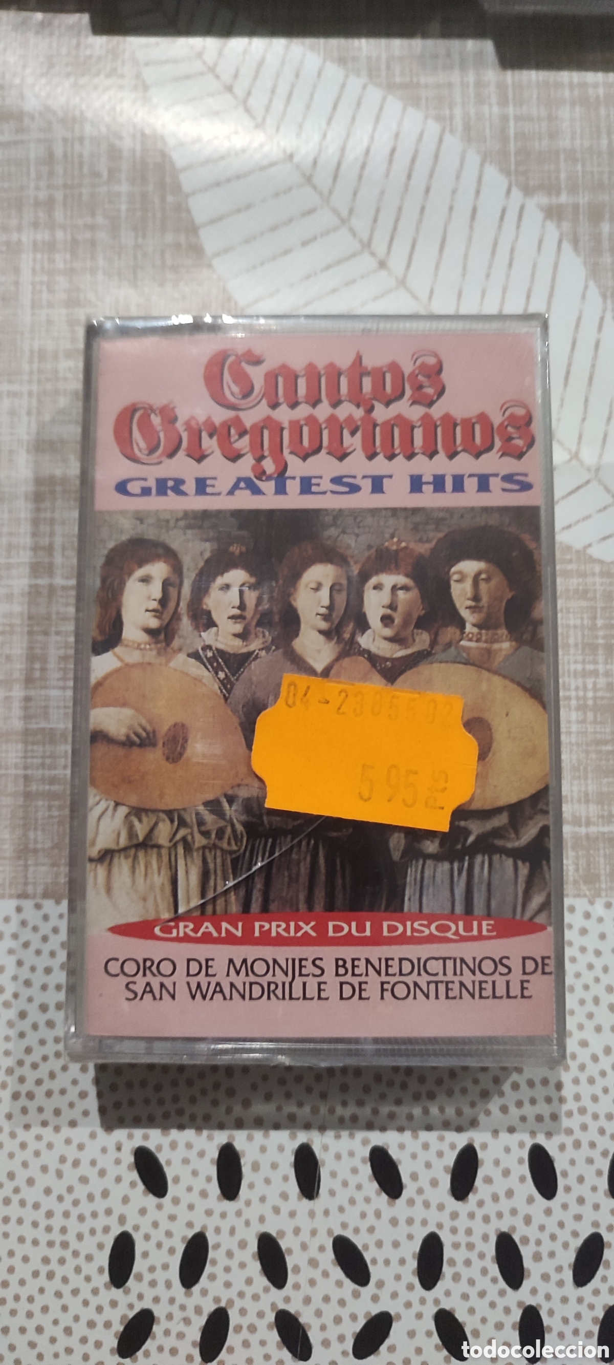 Casetes antiguos: Cinta casete Cantos Gregorianos. Cassette Precintado de tienda cerrada hace a&ntilde;os.