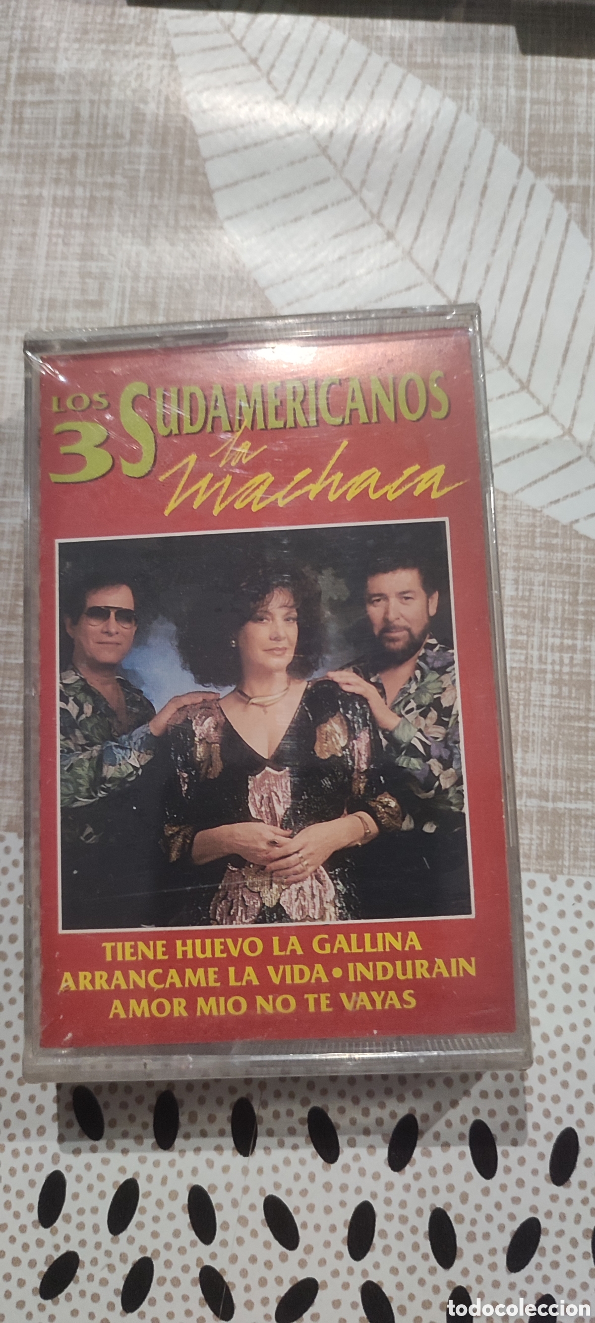 Casetes antiguos: Cinta casete los 3 Sudamericanos. Cassette Precintado de tienda cerrada hace a&ntilde;os.