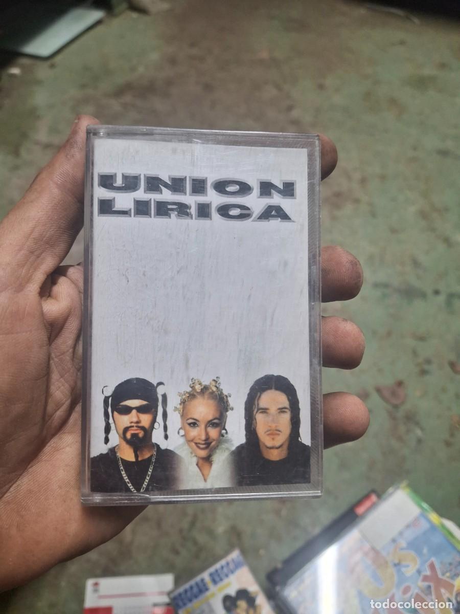 Casetes antiguos: Antigua cinta casete casette Grupo Uni&oacute;n L&iacute;rica