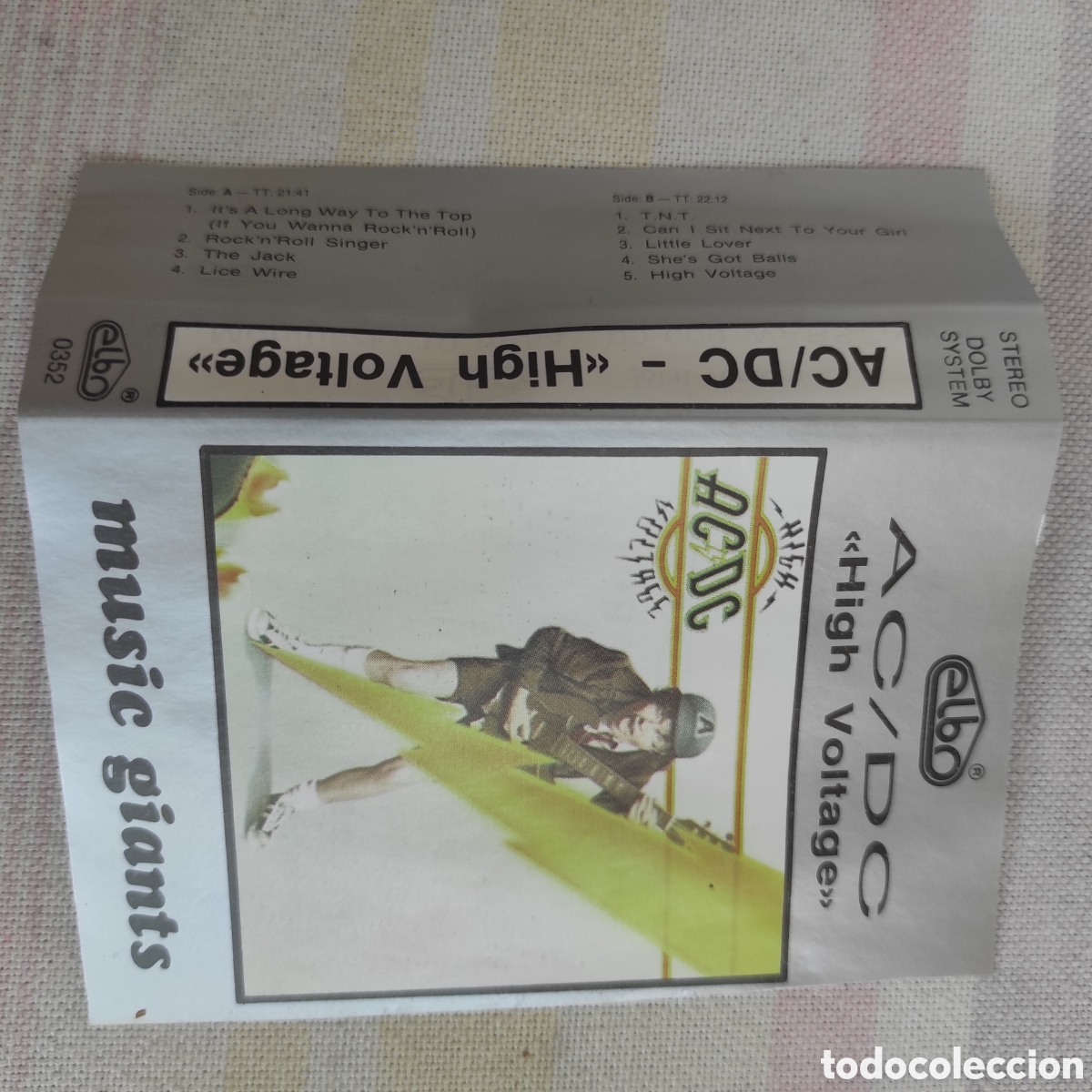 Casetes antiguos: AC/DC &ndash; High Voltage - Foto 4
