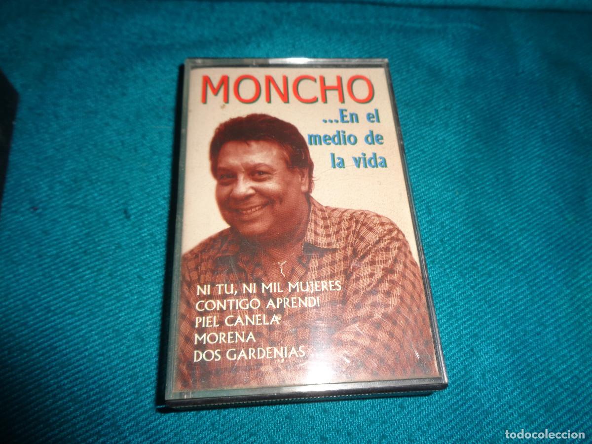 Casetes antiguos: MONCHO. EN EL MEDIO DE LA VIDA. HORUS, 2000. CASETE