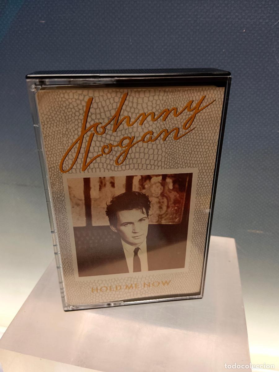 Casetes antiguos: Cinta de casete: Johnny Logan - Hold me now. CBS, 1987.