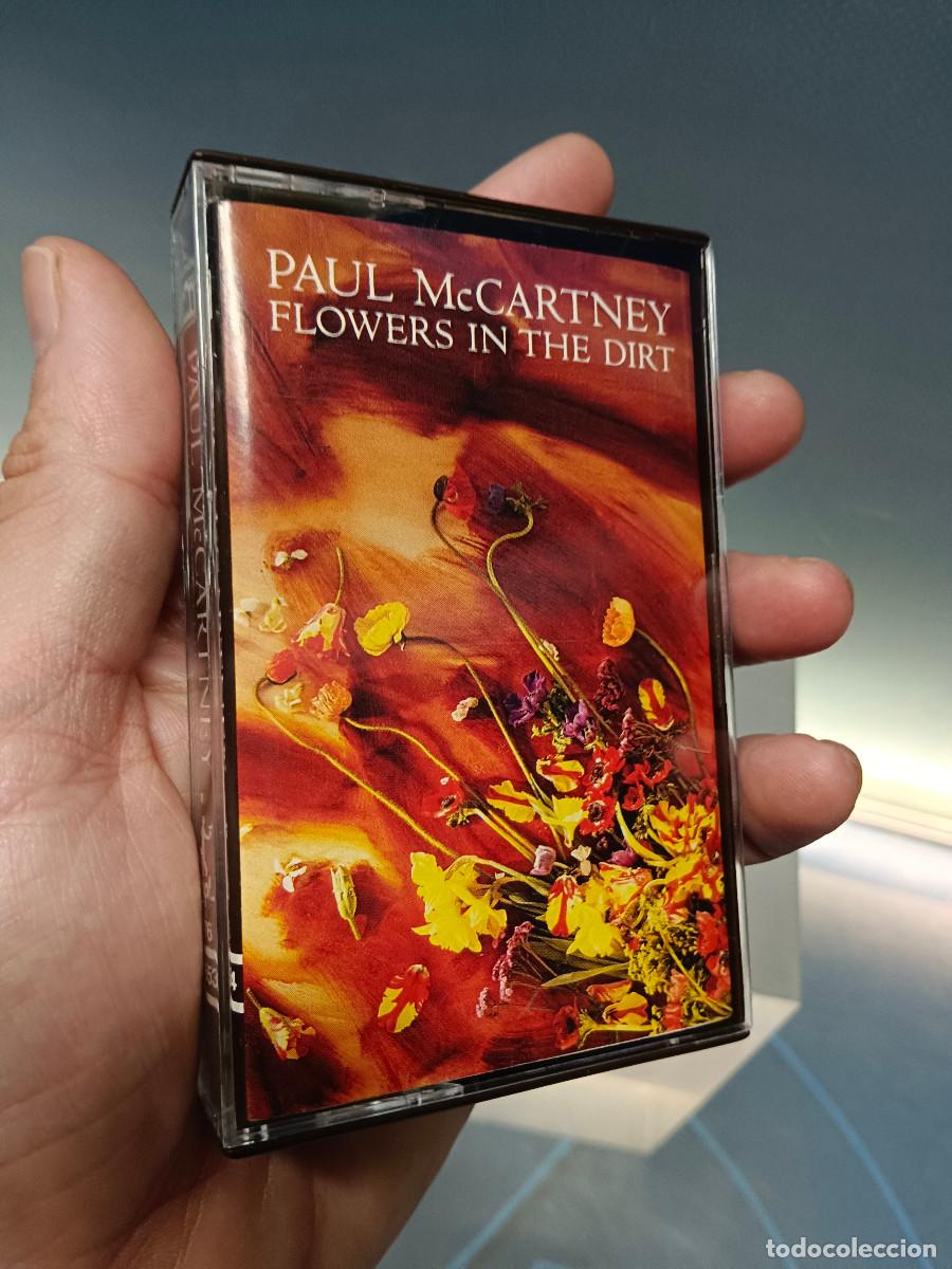 Casetes antiguos: Cinta de casete: Paul McCartney - Flowers in the dirt. Emi.