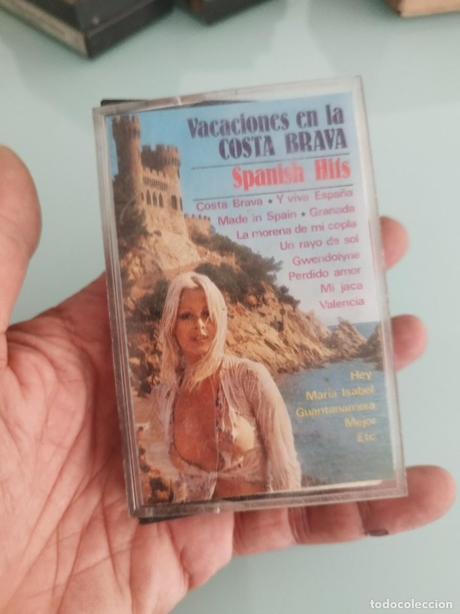 Casetes antiguos: &rdquo;Vacaciones en la Costa Brava / Spanish Hits&rdquo;. Cinta, casete.