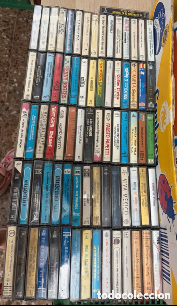 Casetes antiguos: Lote de m&aacute;s de 70 casetes originales de m&uacute;sica