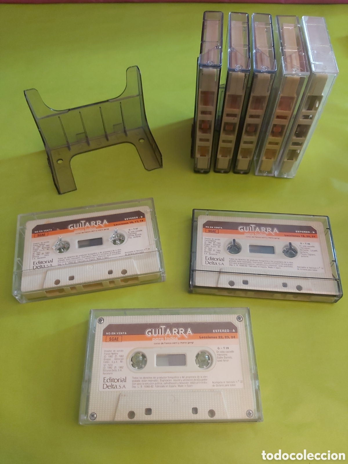 Casetes antiguos: 8 CASSETTES GUITARRA PARA TODOS MAS 2 ARCHIVADORES DE PL&Aacute;STICO