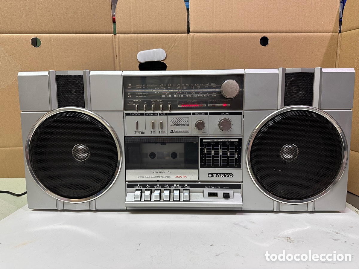 Casetes antiguos: Boombox Sanyo M9880K Reproductor de radio casete vintage FM/SW1/SW2/MW