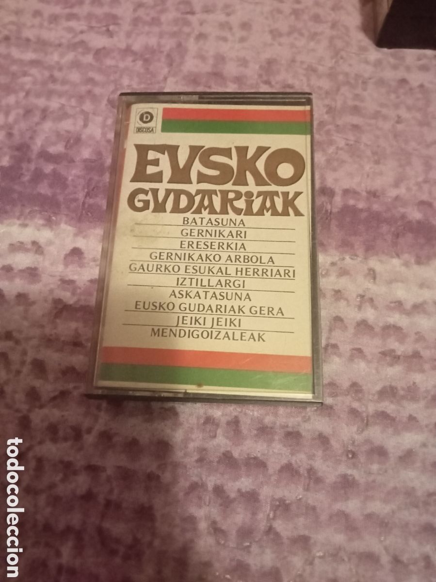 Casetes antiguos: Eusko Gudariak m&uacute;sica vasca