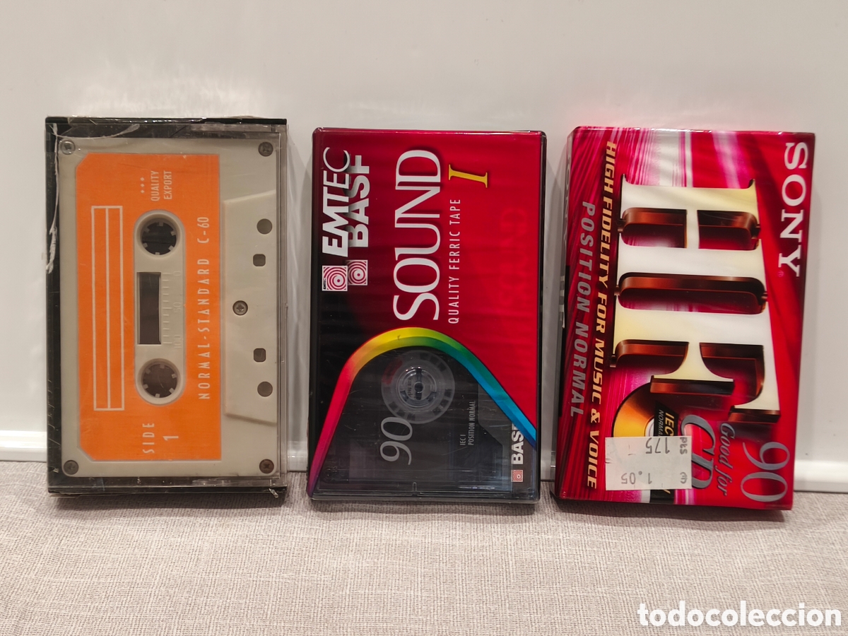 Casetes antiguos: Cintas de cassette precintadas para grabar