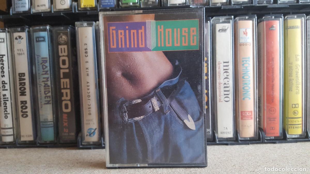 Casetes antiguos: Cinta de m&uacute;sica en casete/cassette original. Grind House.