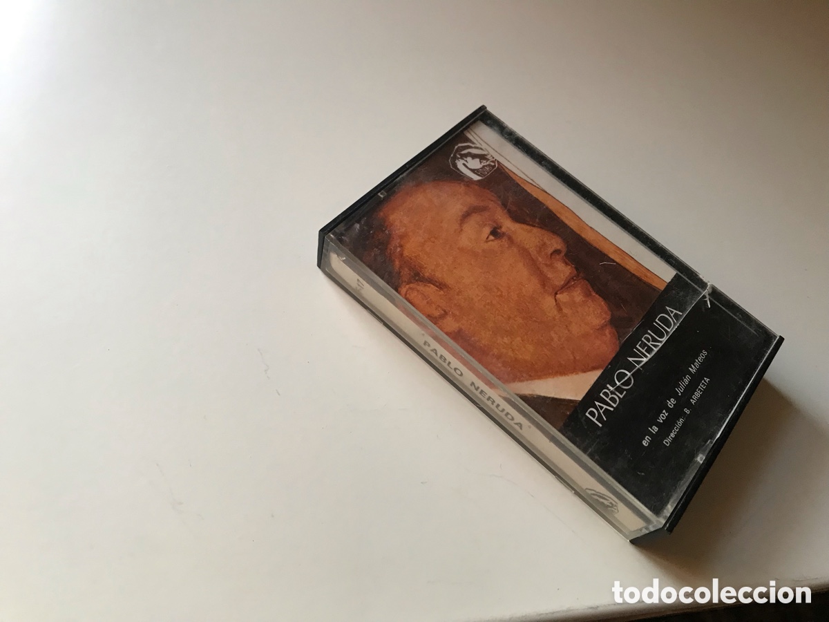 Casetes antiguos: Pablo Neruda, en la voz de Juli&aacute;n Mateos