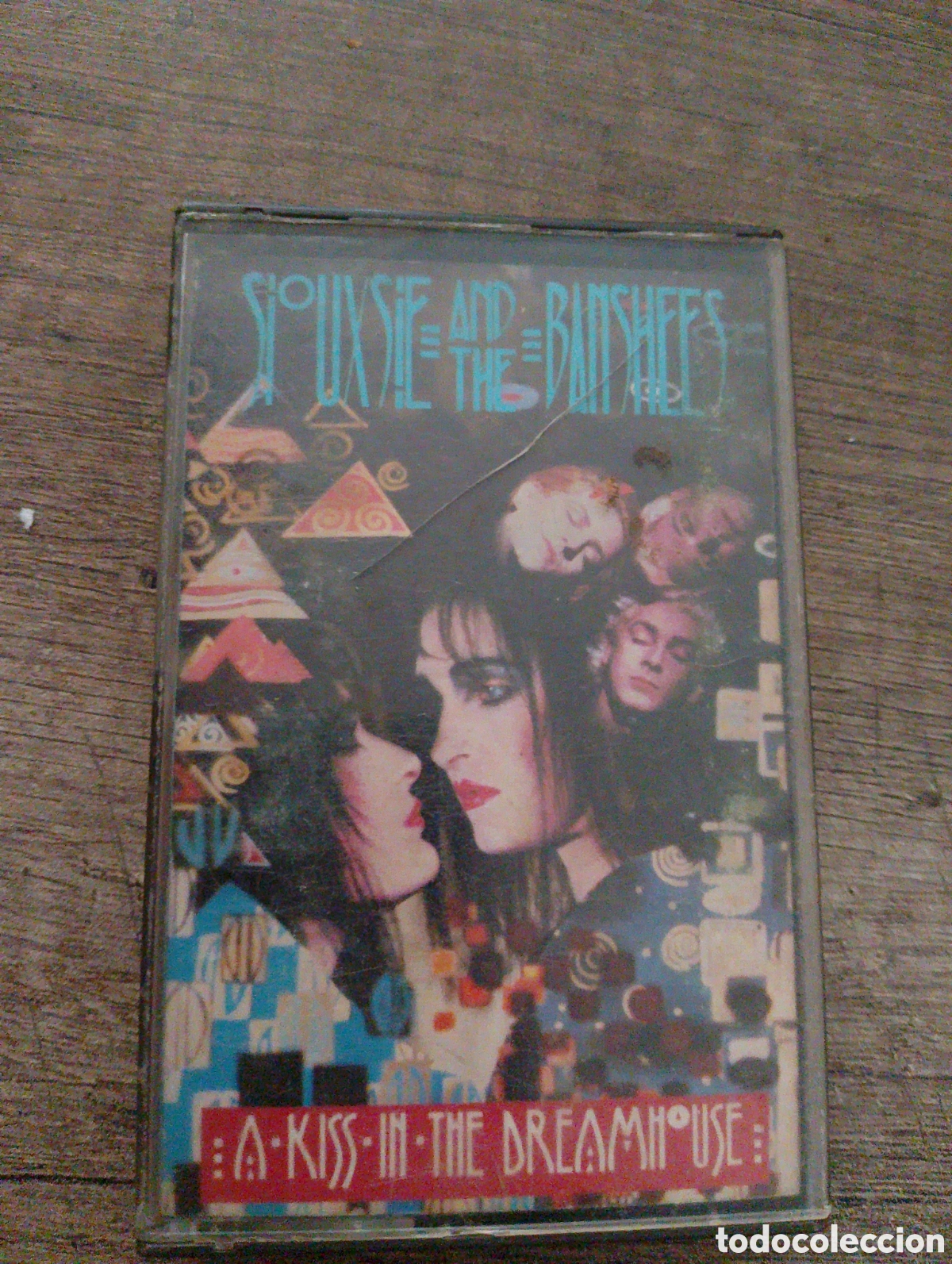 Casetes antiguos: Casete music. Siouxe and the Banshees. A kiss in the dreamhouse