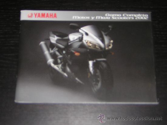Coches y motocicletas: YAMAHA GAMA MOTOS Y MAXI SCOOTER - CATALOGO PUBLICIDAD ORIGINAL - 2002 - ESPA&Ntilde;OL