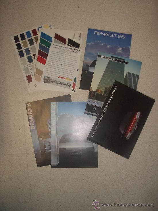 Coches y Motocicletas: Lote 5 cat&aacute;logos Renault. A&ntilde;os 80. En alem&aacute;n (Suiza) + 2 pliegos de colores.