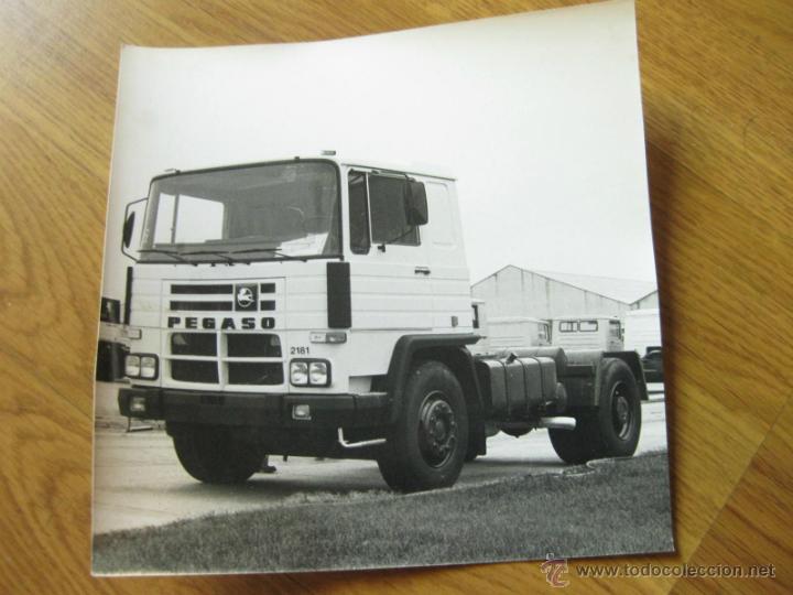Coches y Motocicletas: FOTOGRAFIA DEL CAMION PEGASO 2181