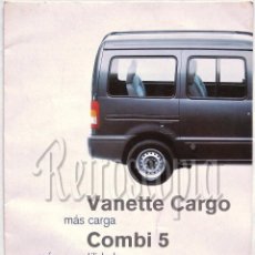 Coches y Motocicletas: CATALOGO DESPLEGABLE PUBLICIDAD FURGON FURGONETA NISSAN VANETTE CARGO COMBI 5 Y 8 1996 EN CASTELLANO. Lote 58561286