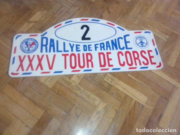 Coches y motocicletas: LETRERO WRC RALLYE DE FRANCE. XXXV TOUR DE CORSE. PLASTICO SEMIRRIGIDO. 43X19. EN LO M&Aacute;S ALTO N&ordm; 2