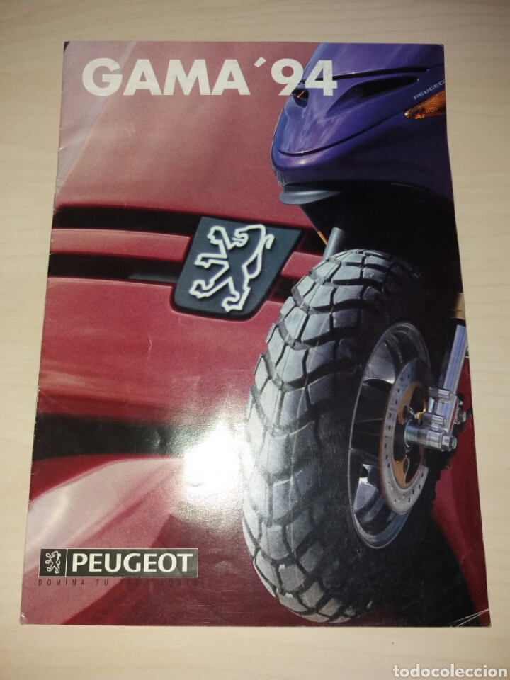 Coches y Motocicletas: Antiguo cat&aacute;logo ciclomotores PEUGEOT