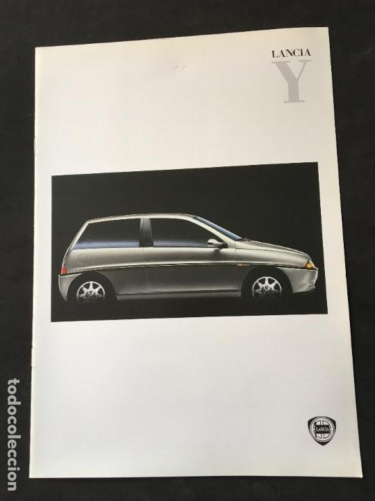 Coches y motocicletas: Folleto catalogo publicidad original lancia y 1999